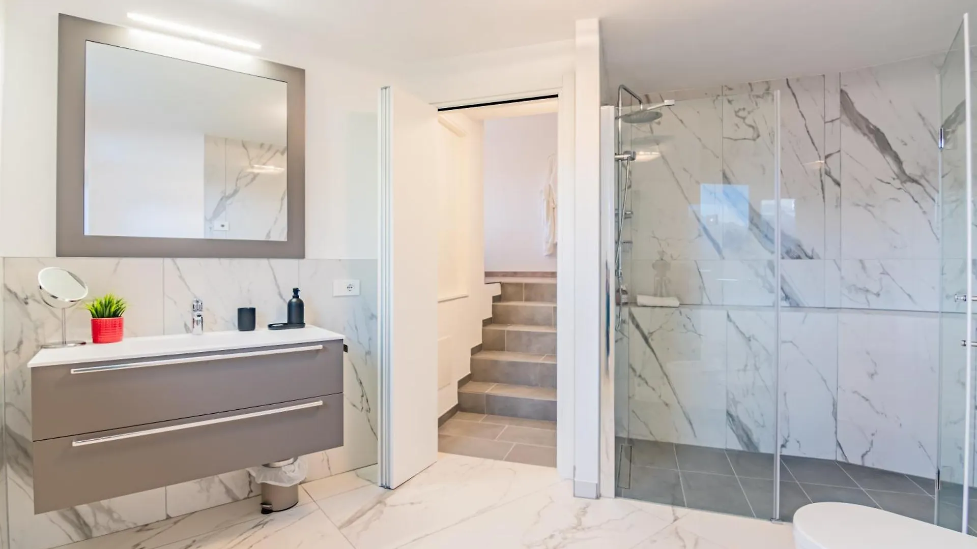 Villa Dei Venti - Fohn Apartment By Curtiaffitti Pianello Del Lario Италия